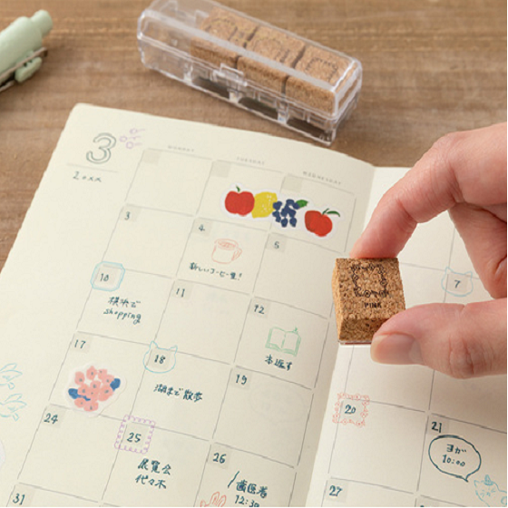 【新宿店/4F】ログダイアリーでオリジナル手帳を