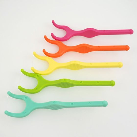 【新宿店/3F】初めての方でも使いやすいデンタルフロス