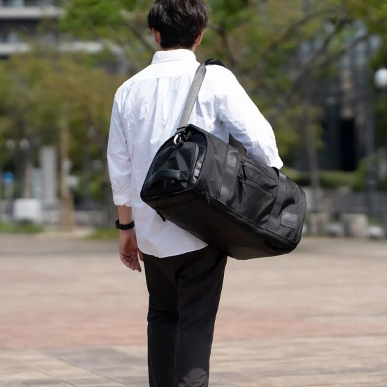  【新宿店/2F】「収納力」と「持ち運びやすさ」両方をスマートに叶えるバッグ