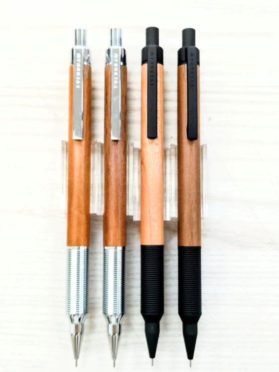 【新宿店/4F】木のぬくもりをシャープペンシルから